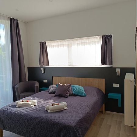 Ujhely Apartmanhaz Шиофок Экстерьер фото