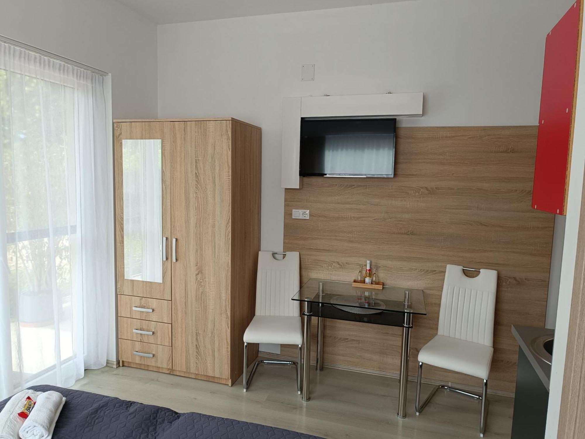 Ujhely Apartmanhaz Шиофок Экстерьер фото