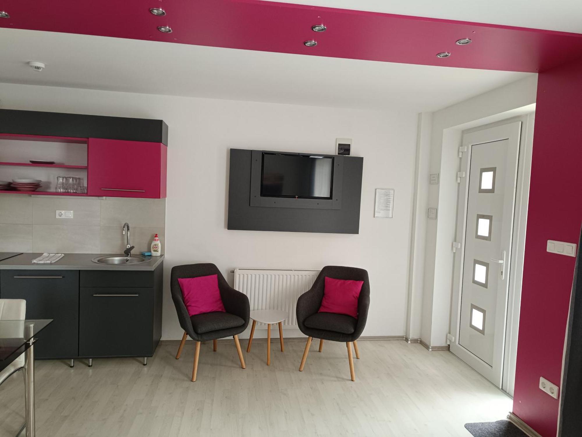 Ujhely Apartmanhaz Шиофок Экстерьер фото